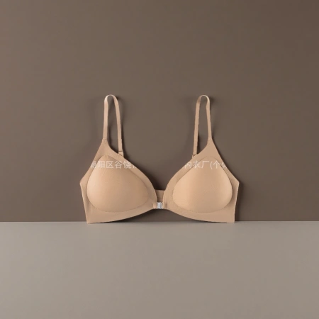 Beige bras without underwire are comfortable, breathable and adjustable women's underwear Beige bras without underwire are comfortable, breathable and adjustable women's underwear